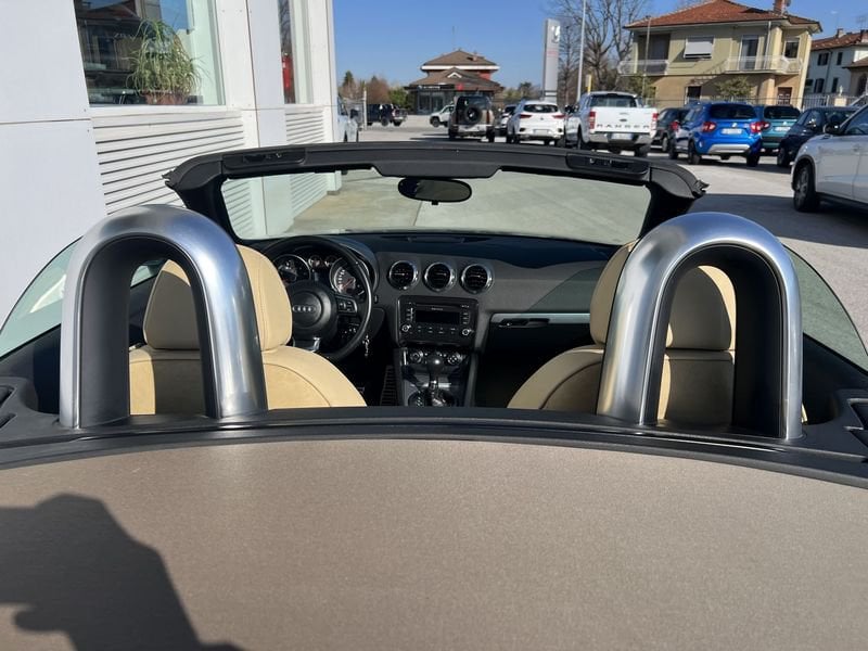 Audi TT  3.2 V6 QUATTRO S TRONIC ADVANCED PLUS