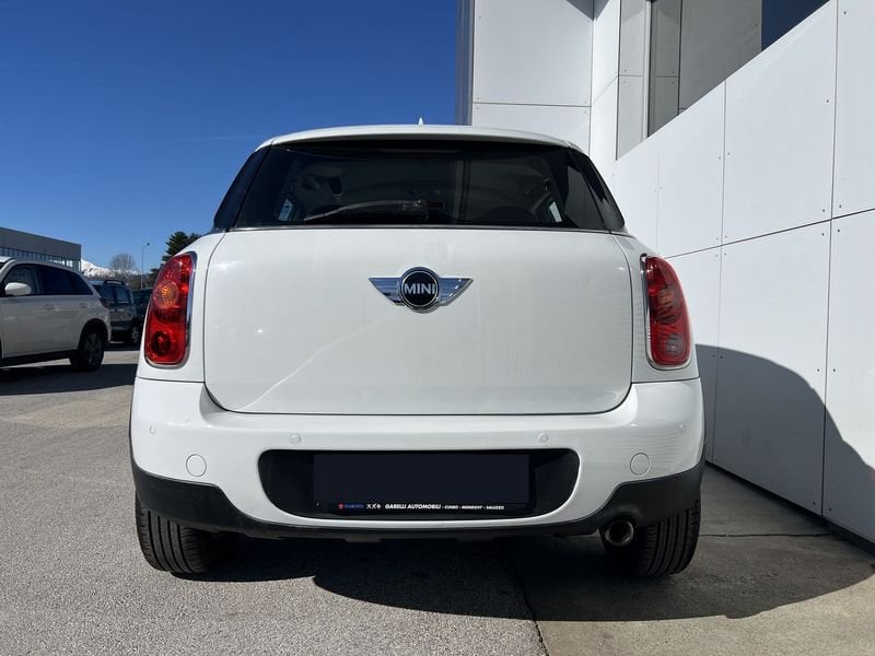 MINI   One