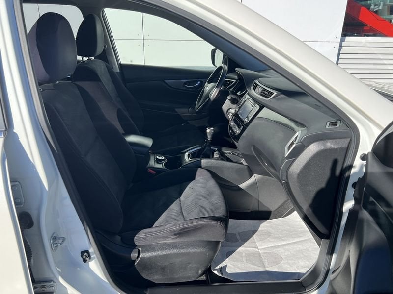 Nissan X-Trail  1.6 dCi 130 4WD Tekna